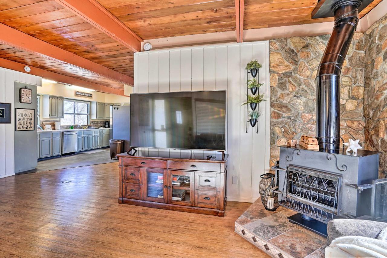 Prescott Home With Deck And Grill Close To Hiking! Kültér fotó